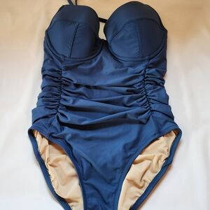 J CREW Size D-Cup 2 One Piece Swimsuit Ruched Blue Underwire Halter Padded Bra